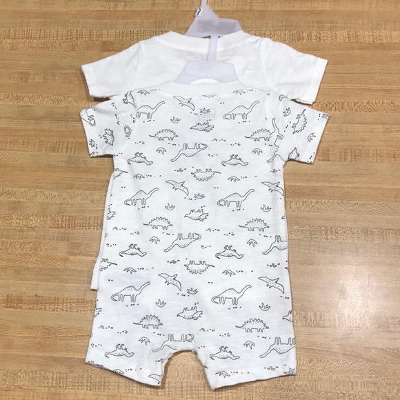 🦖 RAE DUNN BABY “ROAR” DINOSAUR OUTFIT 0-3 months romper Henley button baby - Picture 4 of 4